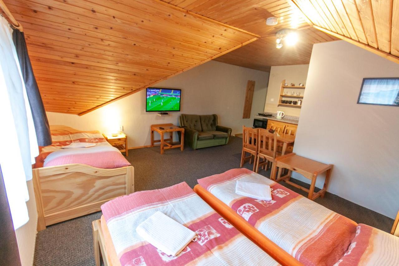 Levial Rooms Velky Slavkov Exterior foto